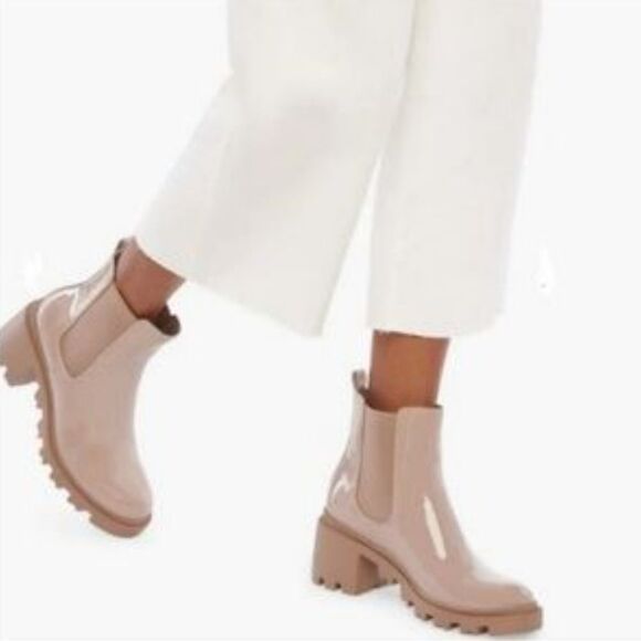 BRAND NEW DOLCE VITA CAFE PATENT HUEY LUG BOOTS - Picture 1 of 14